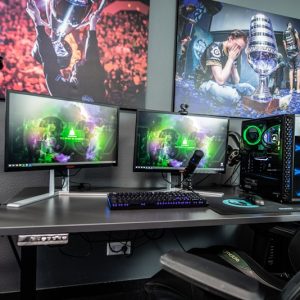 TitanStream Pro Ergonomic Mesh Gaming Chair